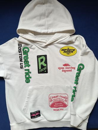 Mikiny reserved, reserved,146