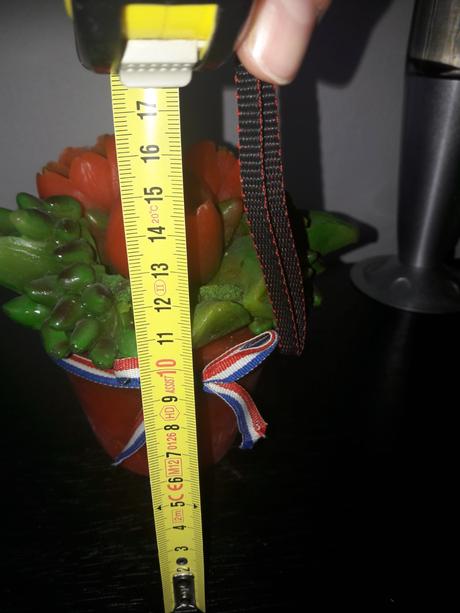 Sviecka - tulipany v kvetinaci, 