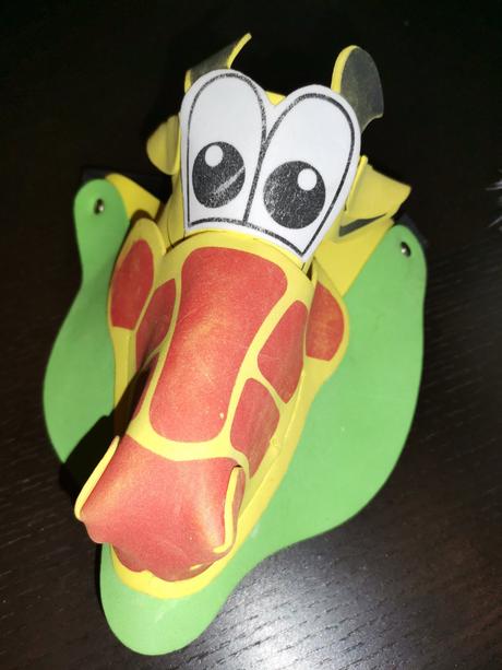 Maska na hlavu žirafa,