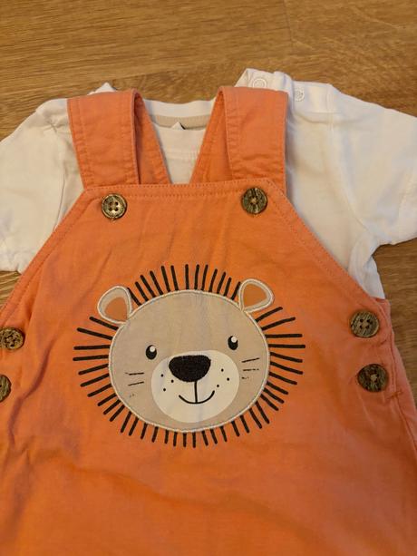 Takmer nenoseny letný set s levikom, c&a,68