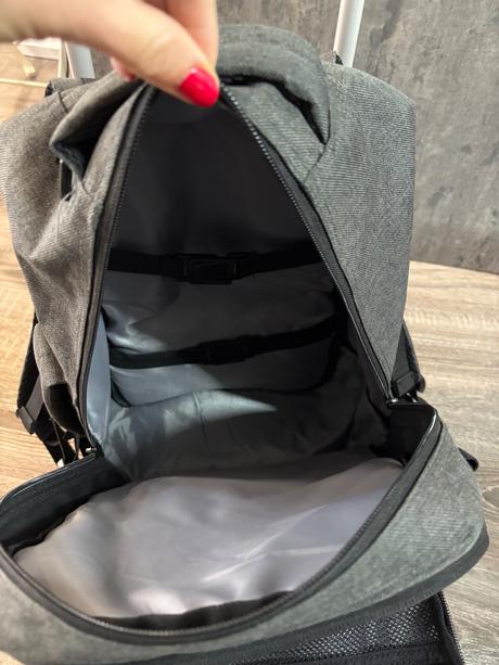 Bestway cestovny ruksak s odopinatelnymi kolieskam, 