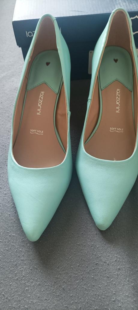 Tyrkysove lodicky, 36 / 37