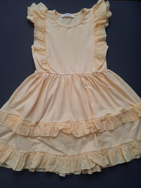 Balík letného dievčenského oblečenia 110, 116, 104–116