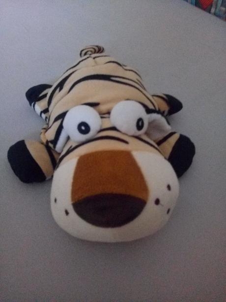 Obojstranná hračka tiger/zebra, 