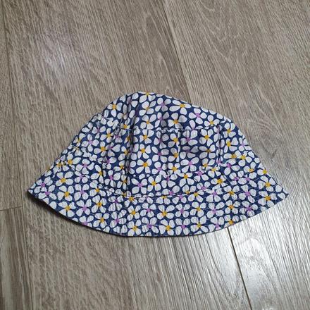 Obojstranný klobúk, 74