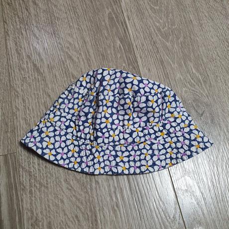 Obojstranný klobúk, 74