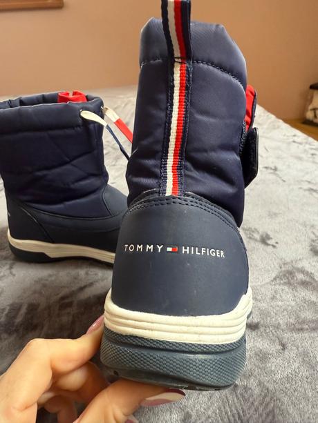 Snehule tommy hilfiger, tommy hilfiger,33