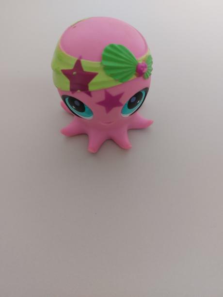 Zberateľské figúrky-littlest pet shop, 