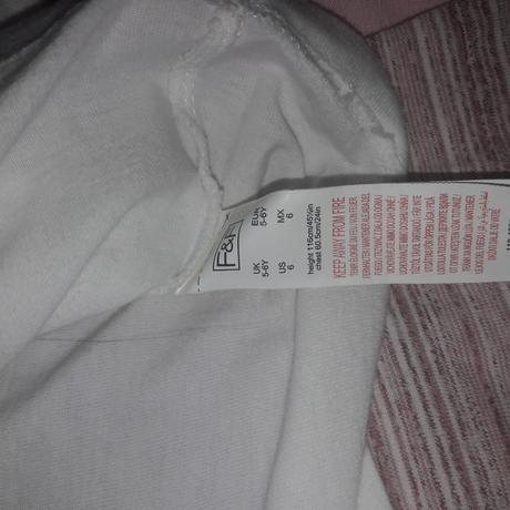 Predam pyzamko, f&f,104