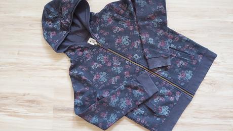 Kvetinová tmavomodrá mikina, c&a,158