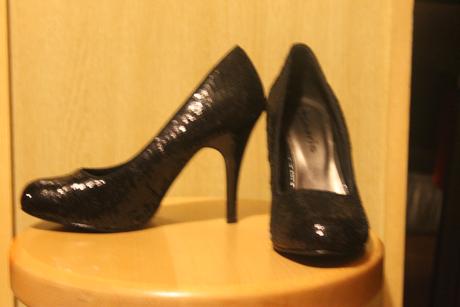 Trblietavé čierne lodičky, 36