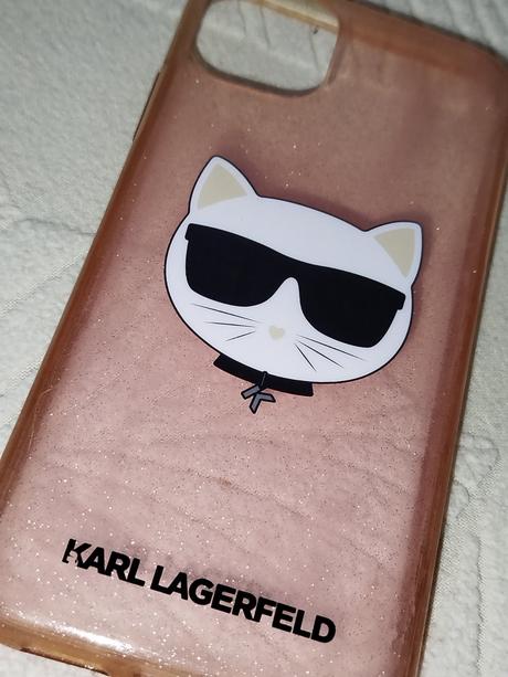 Karl lagerfeld obal na iphone,