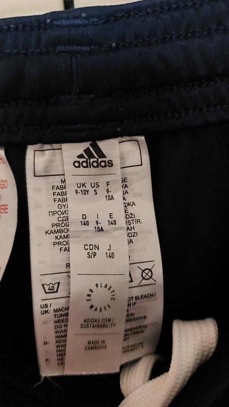Adidas kraťasy, adidas,140