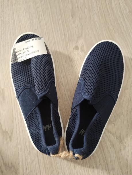 Papuče / letné topánky, 30