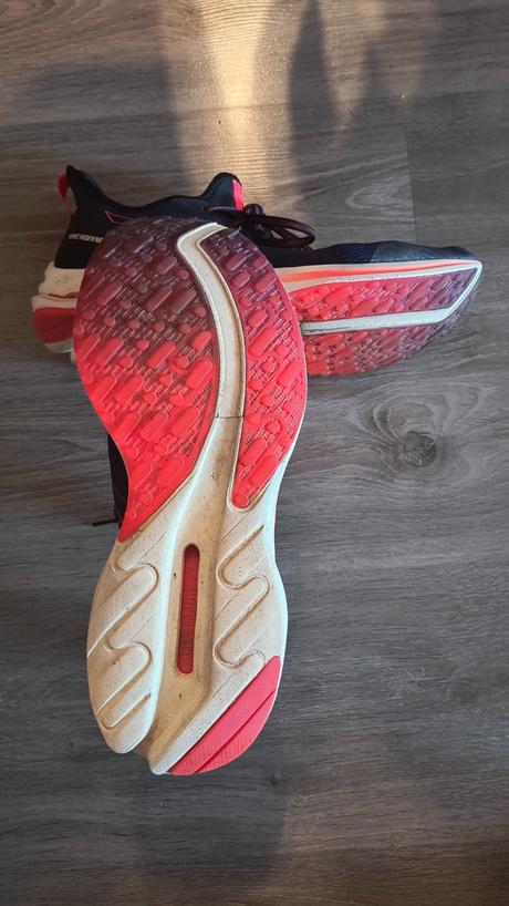 Pánske bežecké tenisky, mizuno,47