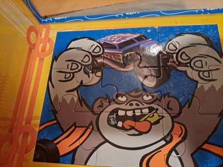 Puzzle kniha hotwheels,