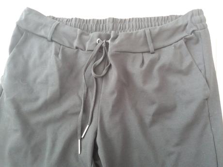 Dámske čierne nohavice janina, kik,46