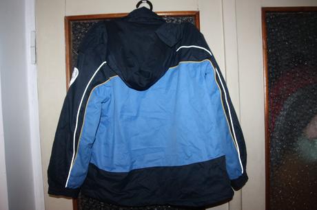 Bunda s mikinou tcm  2v1  vel 134/140, tcm,134