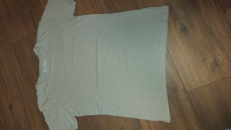 Tricko reserved, reserved,134