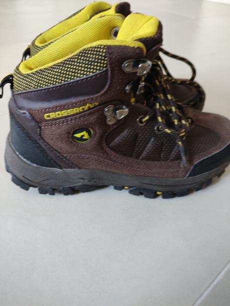 Turistické topánky, 33