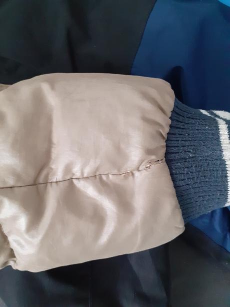 Zimna bunda, benetton,152