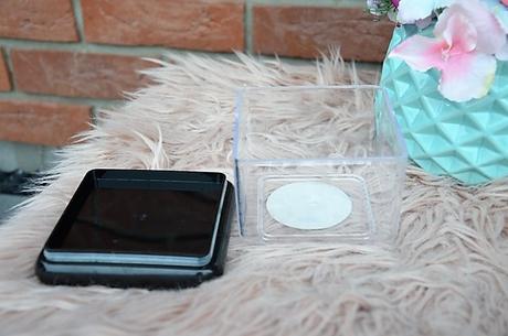 Štvorcová dóza s tesniacim ozáverom,