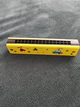 Predam krasnu harmoniku, 