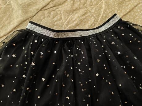 Dievčenská sukňa, 134