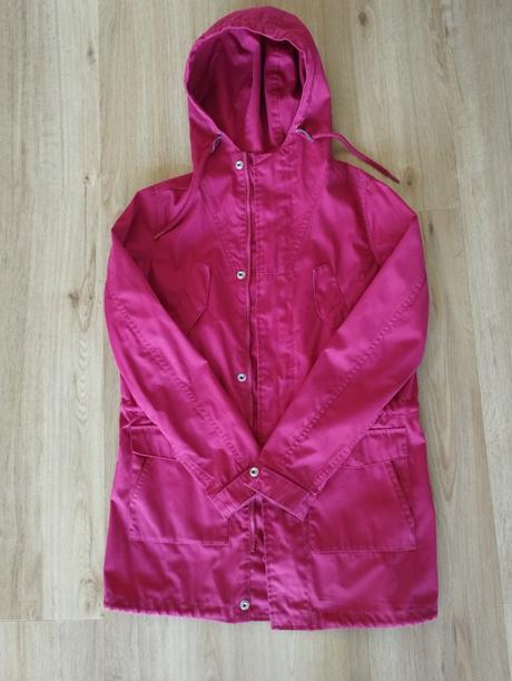 Krásna bordová parka cropp, 36