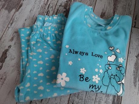 Pyžamko nenosené 140/146, 140