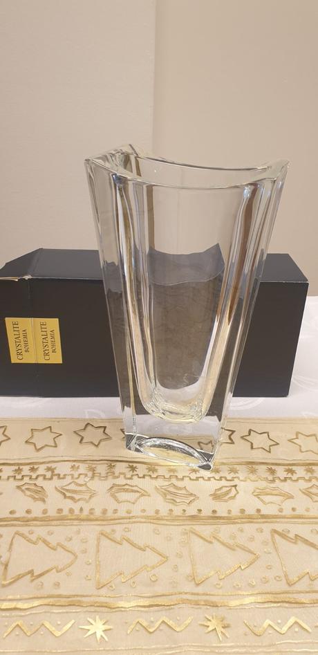 Kristalova vaza,