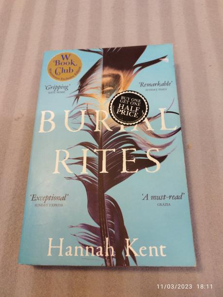 Hannah kent - burial rites v anglictine xs24,