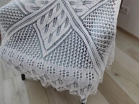 Obrus biely 165 x 131 cm, top top stav, 