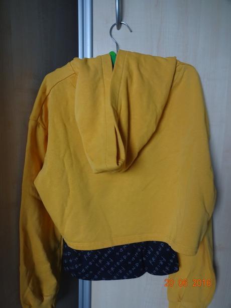 Kratka mikina s tielkom friends, 158