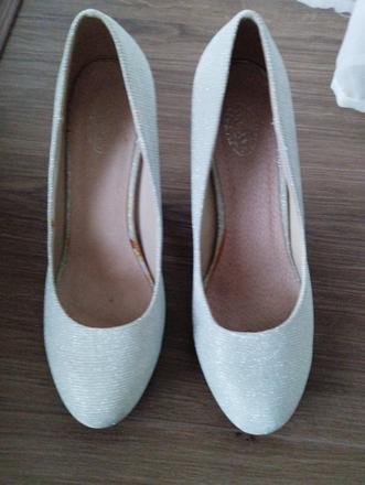 Lodičky plus kabelka, 40