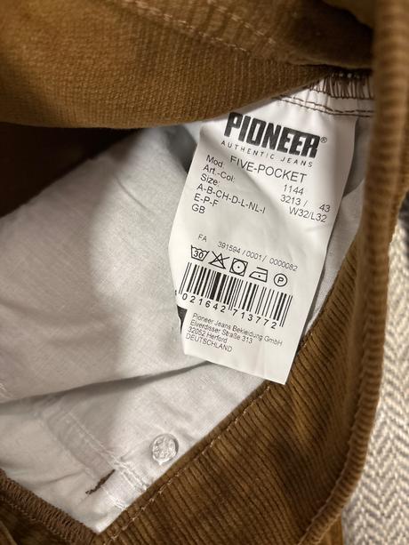 Menzestrove nohavice 32/32, m