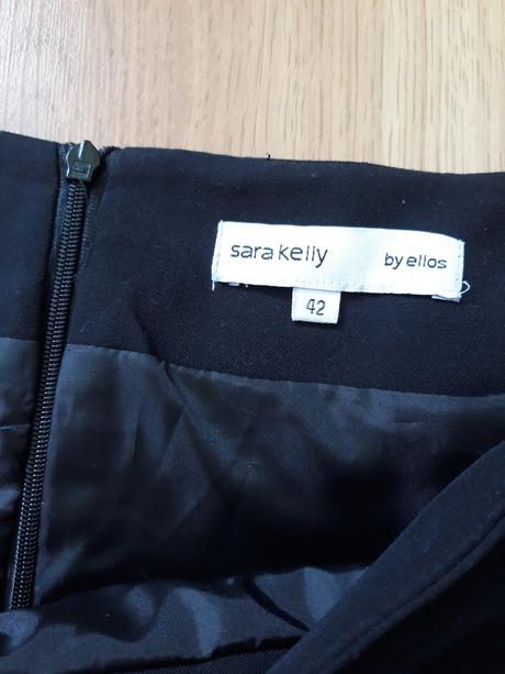 Suknička sara kelly, 42