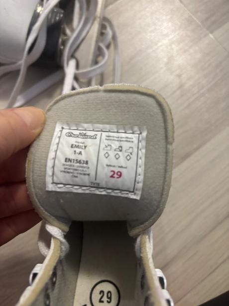 Dievcenske korcule c.29, crowned,29