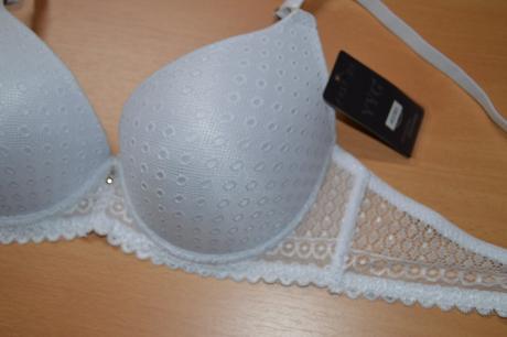 Dámska luxusná podprsenka, 75b