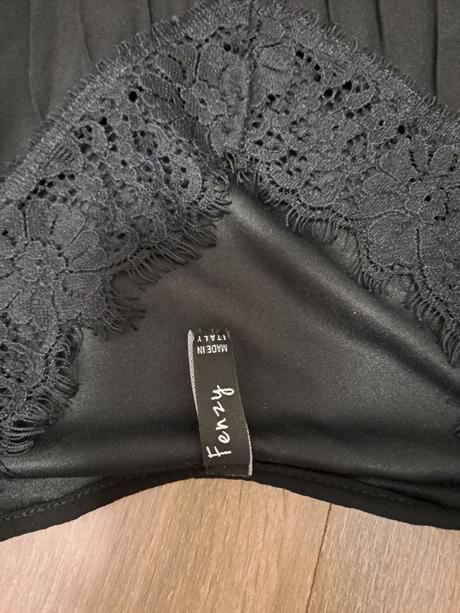 Plisovane saty z talianska, s