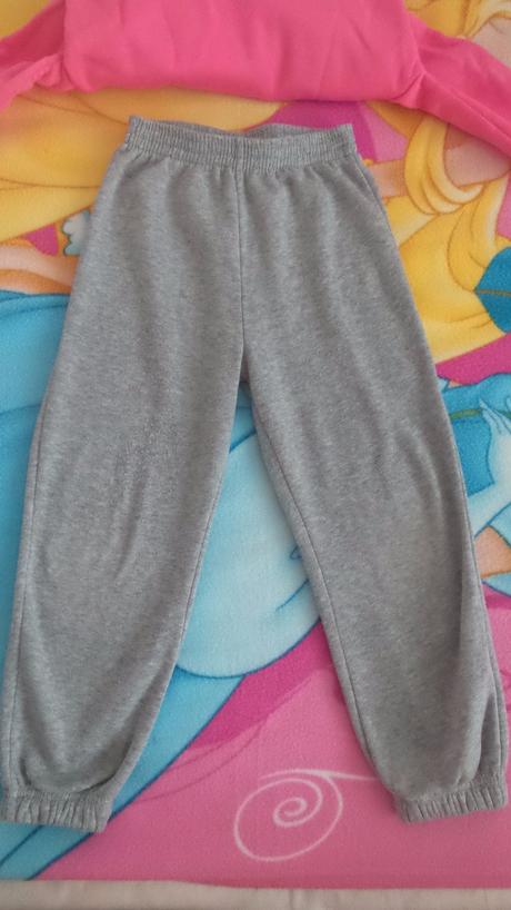 Tepláková súprava, 110