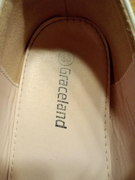 Sandalky na slav. prilezistost, graceland,33