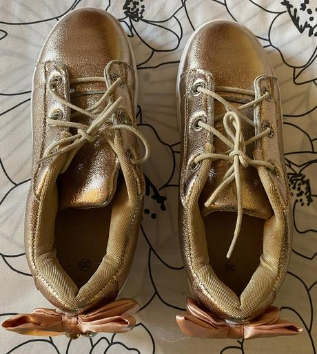 Zlaté topánky - tenisky v. 35, 35