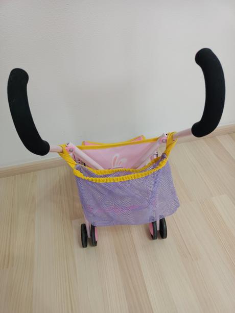 Kočík pre bábiky, 