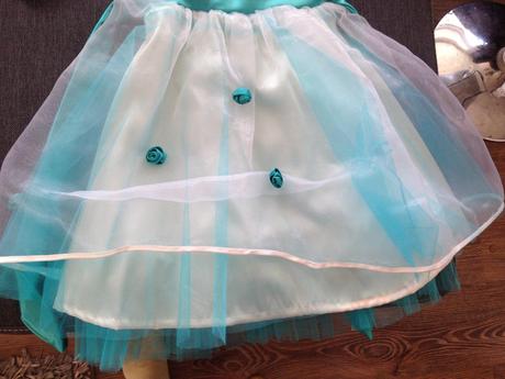 Krasne tyrkysove slavnostne, 92