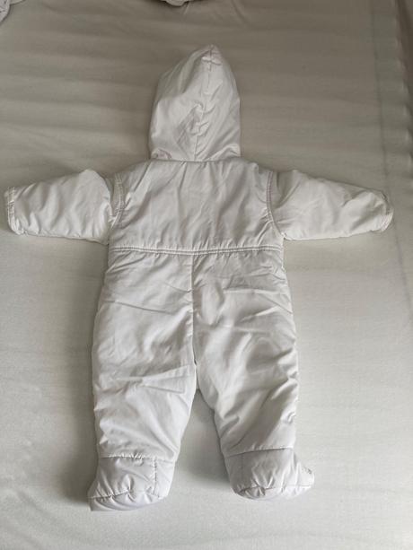 Overal v 62, prémaman,62