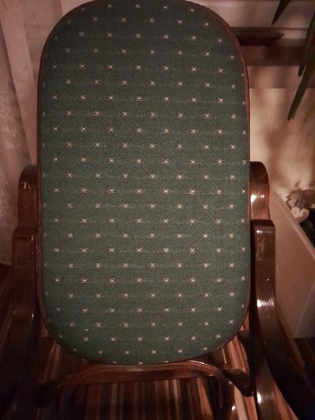 Predám hojdacie kreslo, 