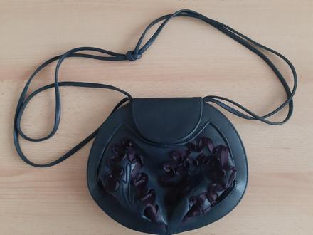 Dámska kabelka na rameno, 