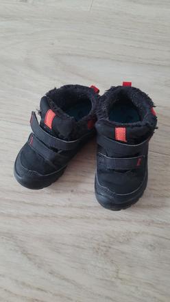 Zateplene nepremokave topanky, quechua,25