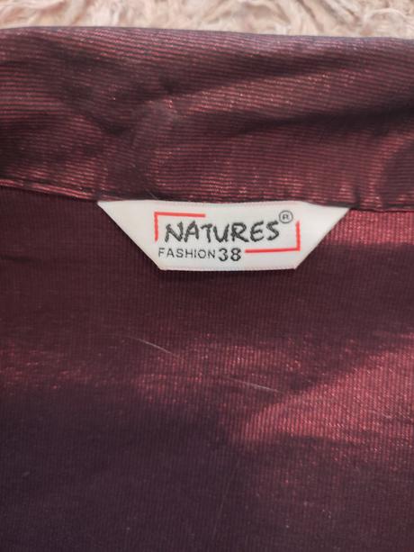 Extravagantná bluzka, 38